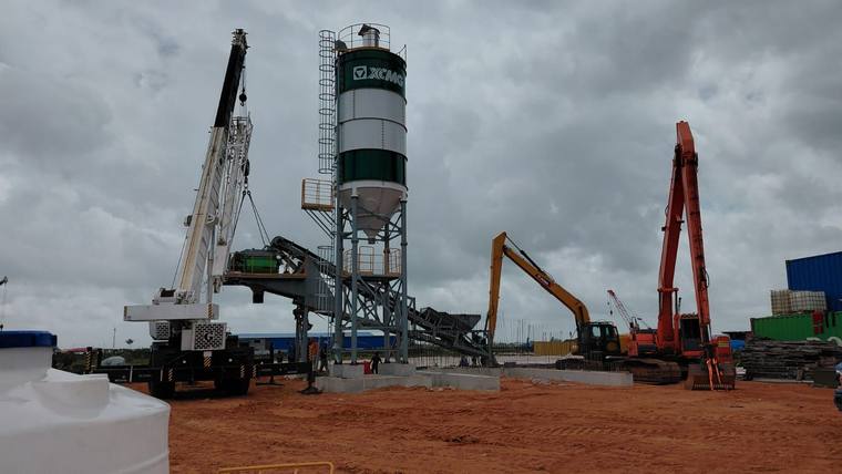 Concrete batching plant being erected on site